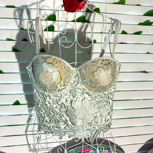 Lydia cream and mint lace bustier top 🎁